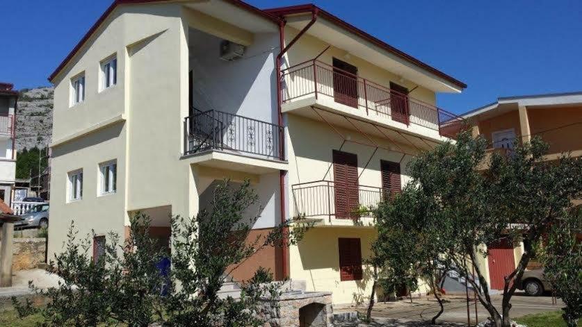 Jure Erceg Apartment Starigrad Paklenica Eksteriør billede