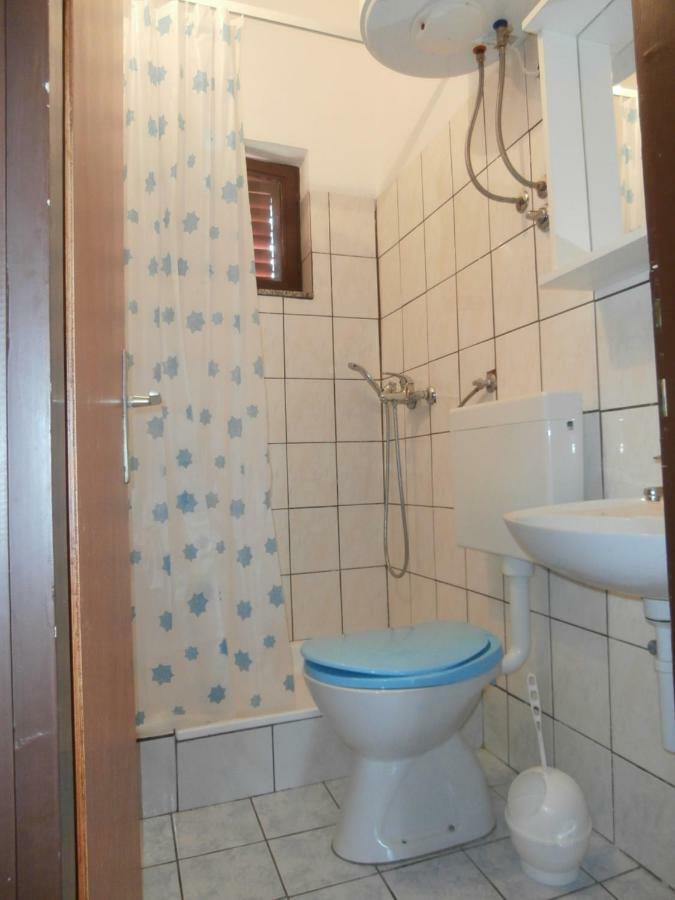 Jure Erceg Apartment Starigrad Paklenica Eksteriør billede
